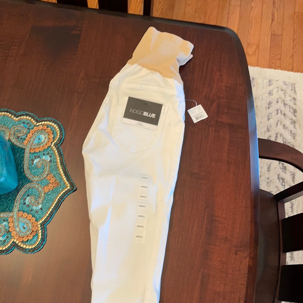 Maternity skinny ankle jeans